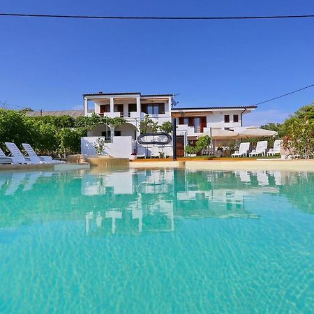 Apartments Goran Vir Luaran gambar