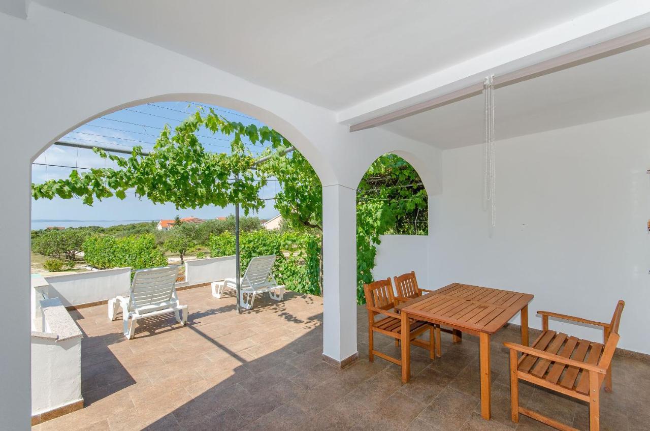 Apartments Goran Vir Luaran gambar