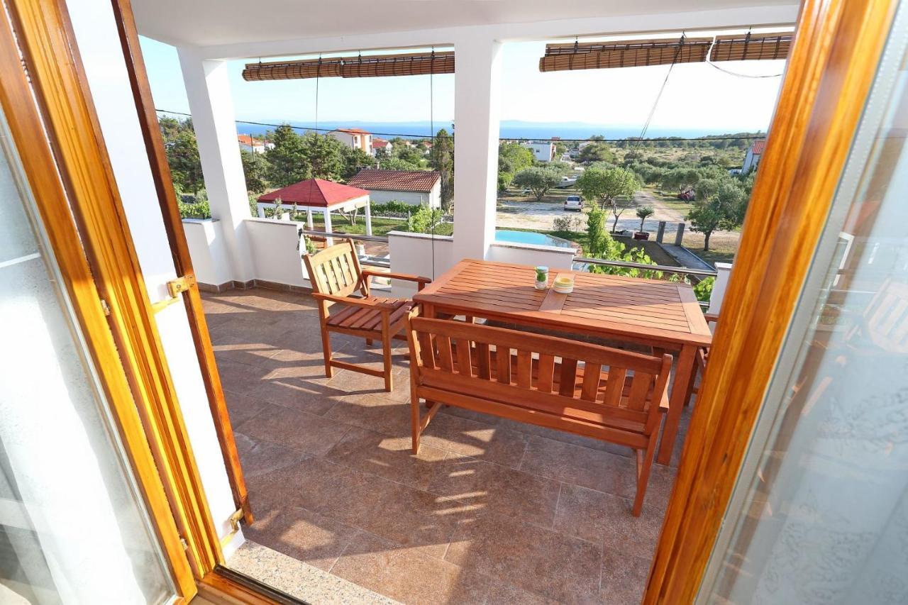 Apartments Goran Vir Luaran gambar