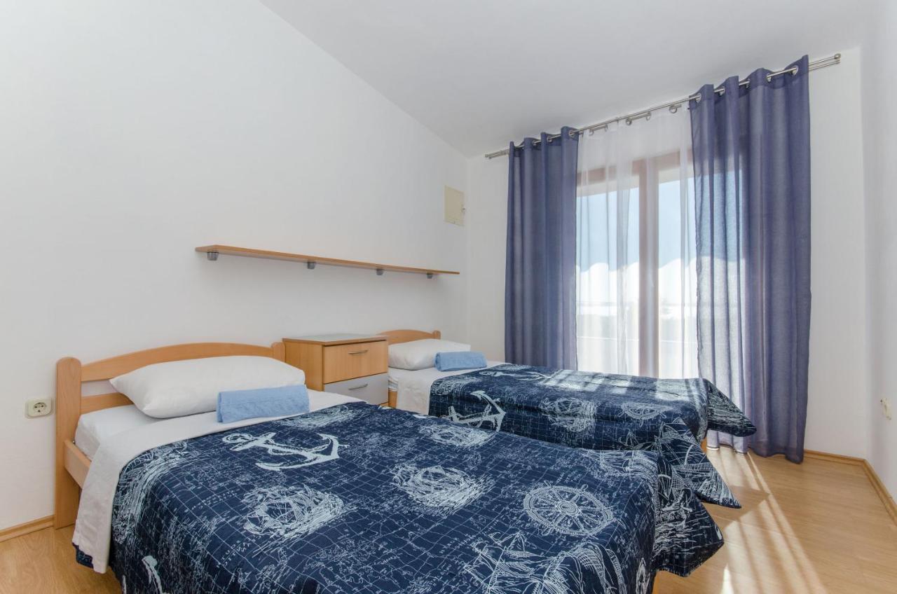 Apartments Goran Vir Luaran gambar